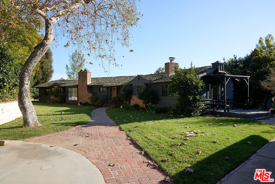 Property photo for 11222 Bellagio Rd, Los Angeles, CA