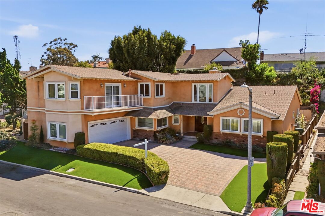 Property photo for 4131 Mantova Dr, Los Angeles, CA