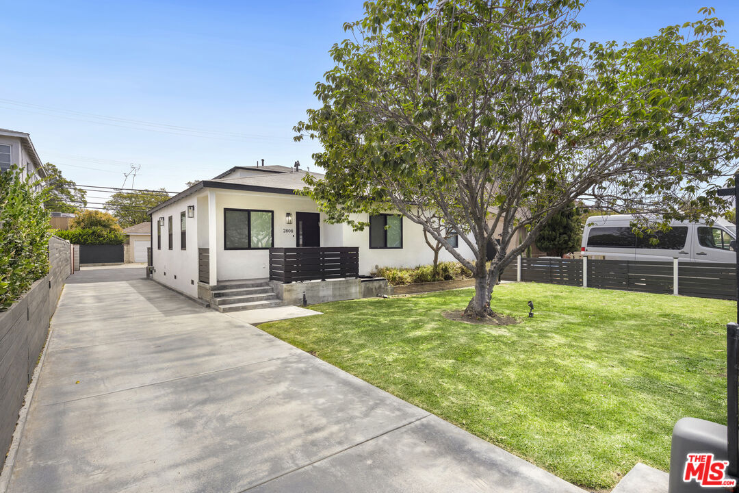 Property photo for 2808 S Barrington, Los Angeles, CA
