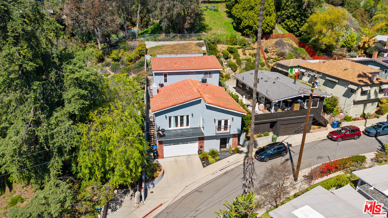 Property photo for 2655 Saxon Dr, Los Angeles, CA