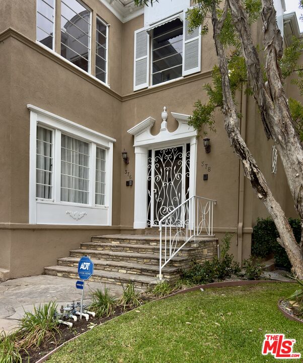 Property photo for 378 S La Jolla Ave, Los Angeles, CA