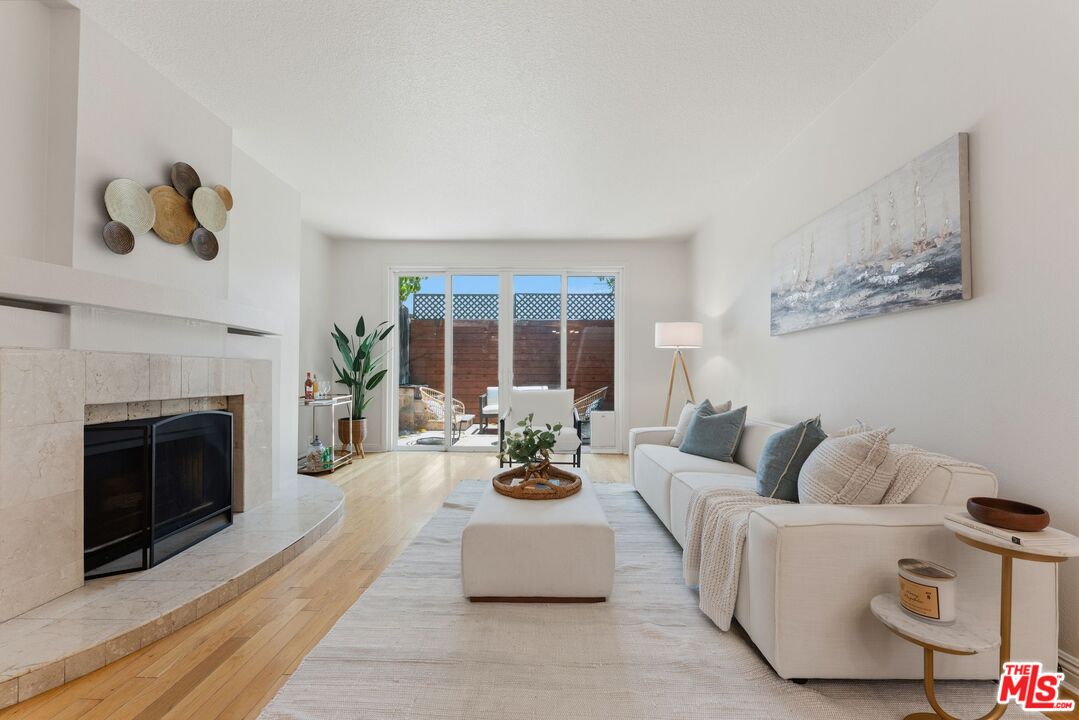 Property photo for 1436 20th St, #8, Santa Monica, CA