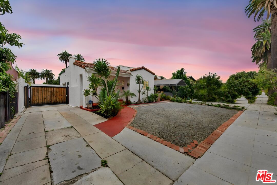 Property photo for 6631 Olive Ave, Long Beach, CA
