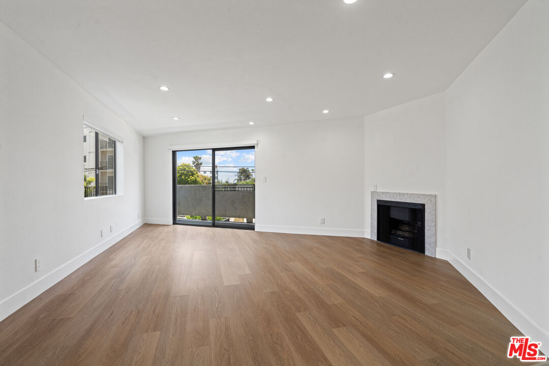 Property photo for 3939 Moore St, #106, Los Angeles, CA