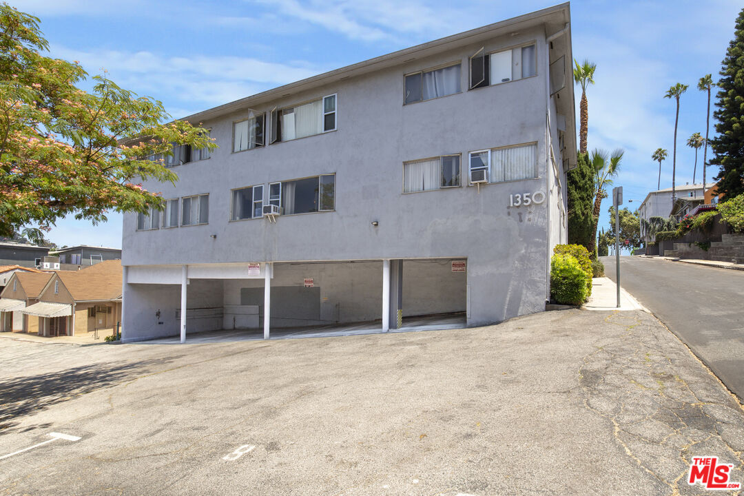 Property photo for 1350 Edgecliffe Dr, Los Angeles, CA