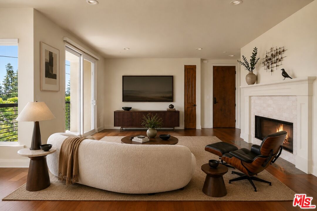 Property photo for 2255 Fox Hills Dr, #200, Los Angeles, CA