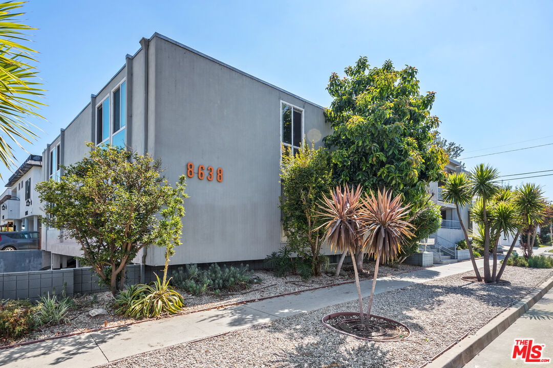 Property photo for 8638 Cashio St, #8, Los Angeles, CA