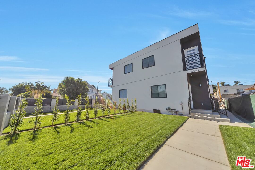 Property photo for 4239 Halldale Ave, Los Angeles, CA