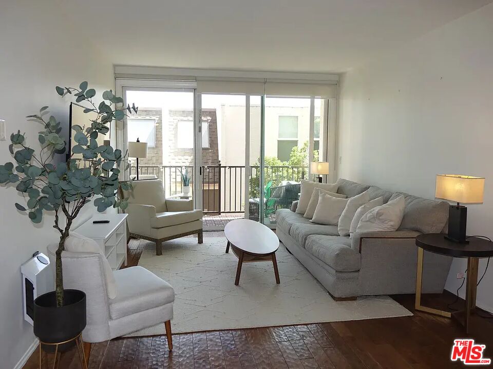 Property photo for 23901 Civic Center Way, #D164, Malibu, CA