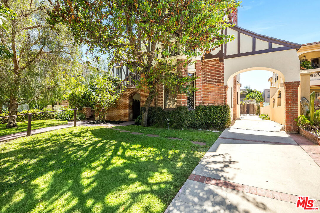 Property photo for 1064 S Ogden Dr, Los Angeles, CA