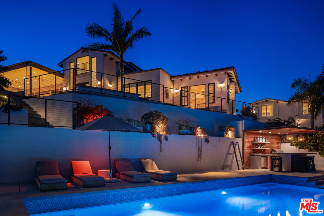 Property photo for 6271 Zuma Mesa Dr, Malibu, CA