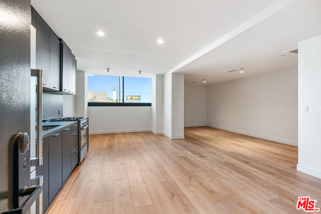 Property photo for 3688 Overland Ave, #202, Los Angeles, CA