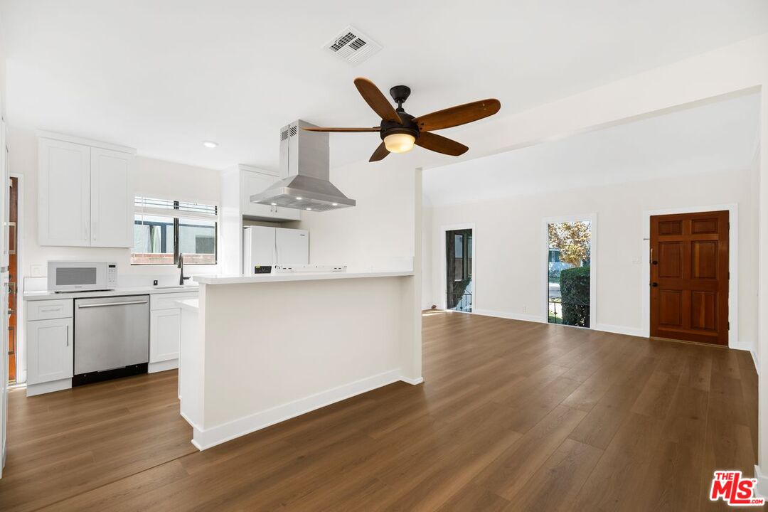 Property photo for 6552 Colgate Ave, Los Angeles, CA
