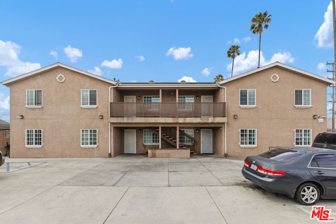 Property photo for 9000 S Figueroa St, Los Angeles, CA