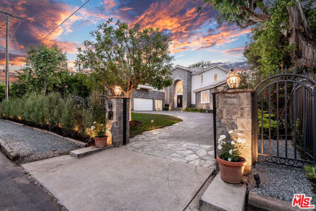 Property photo for 11797 CHAPARAL ST, Los Angeles, CA