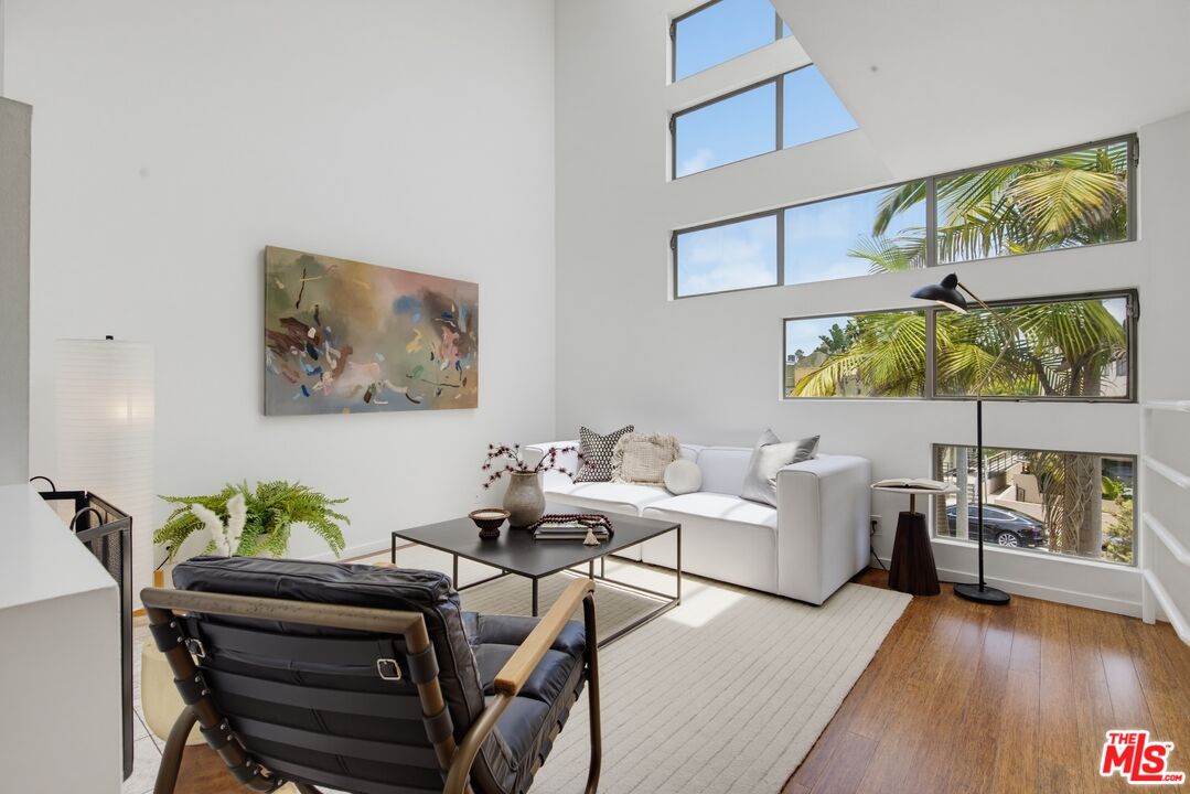 Property photo for 821 Bay St, #C6, Santa Monica, CA