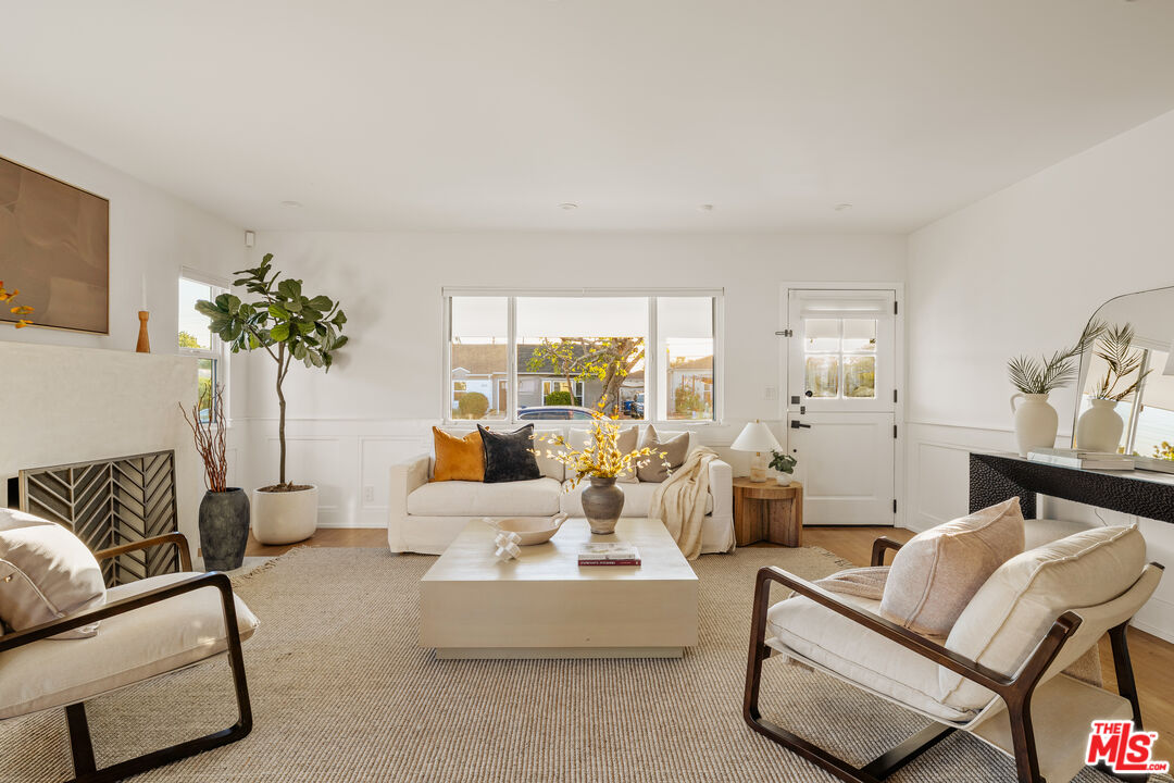 Property photo for 8356 Naylor Ave, Los Angeles, CA