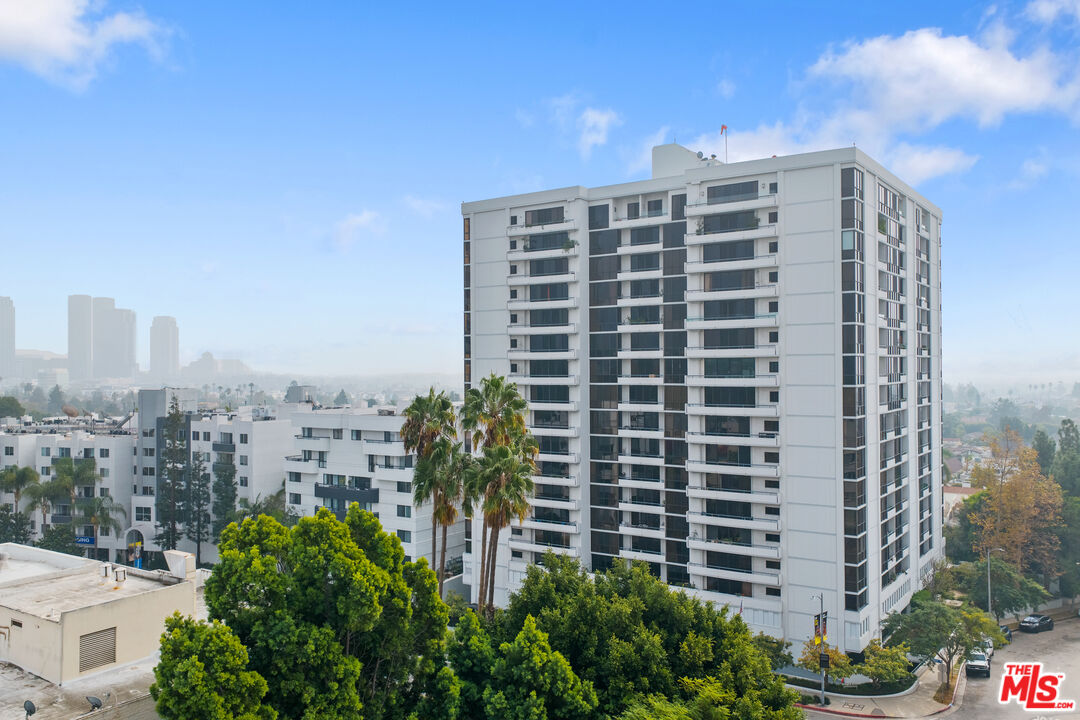 Property photo for 10660 Wilshire Blvd, #703, Los Angeles, CA