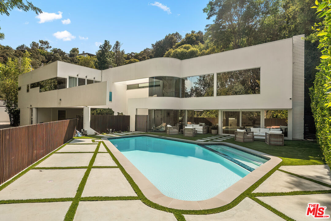 Property photo for 2557 Greenvalley Rd, Los Angeles, CA
