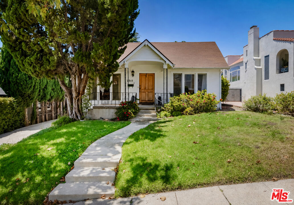 Property photo for 2315 Nella Vista Ave, Los Angeles, CA