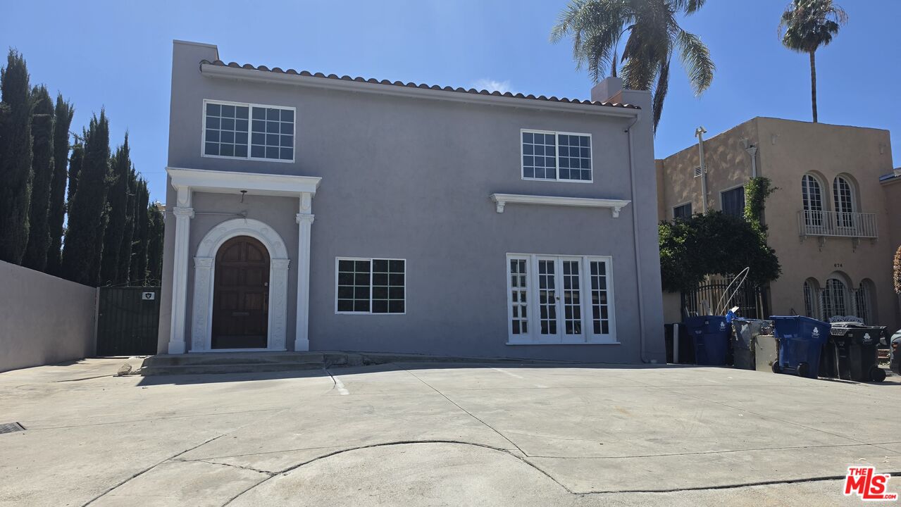 Property photo for 670 Crenshaw Blvd, Los Angeles, CA