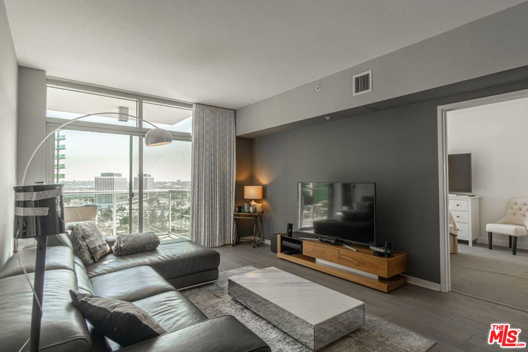 Property photo for 13700 Marina Pointe Dr, #1431, Marina Del Rey, CA