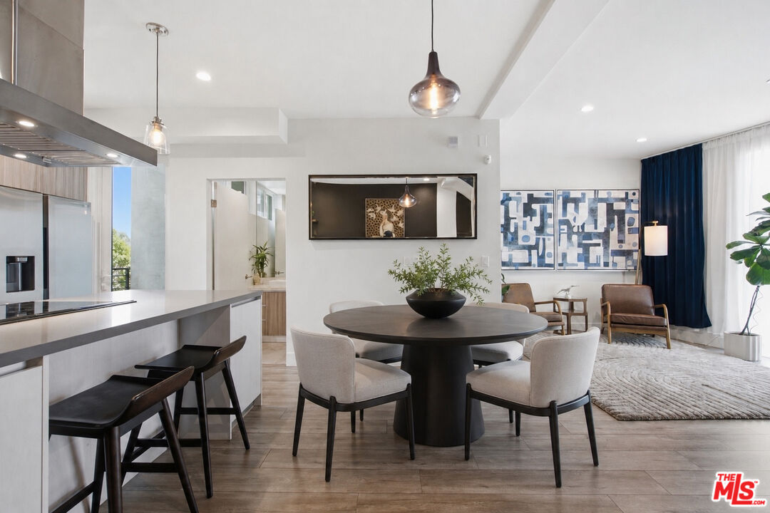 Property photo for 5504 W Olympic Blvd, Los Angeles, CA