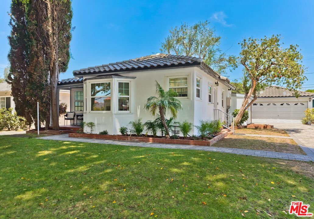 Property photo for 1419 Pacific St, Santa Monica, CA