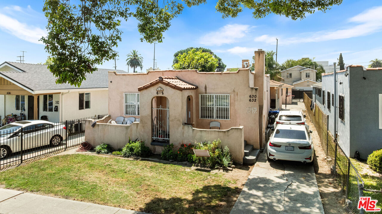 Property photo for 632 E 78th St, Los Angeles, CA