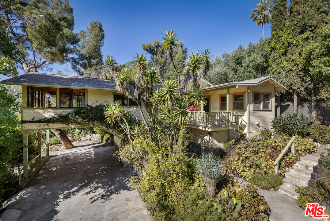 Property photo for 2018 Lake Shore Ave, Los Angeles, CA