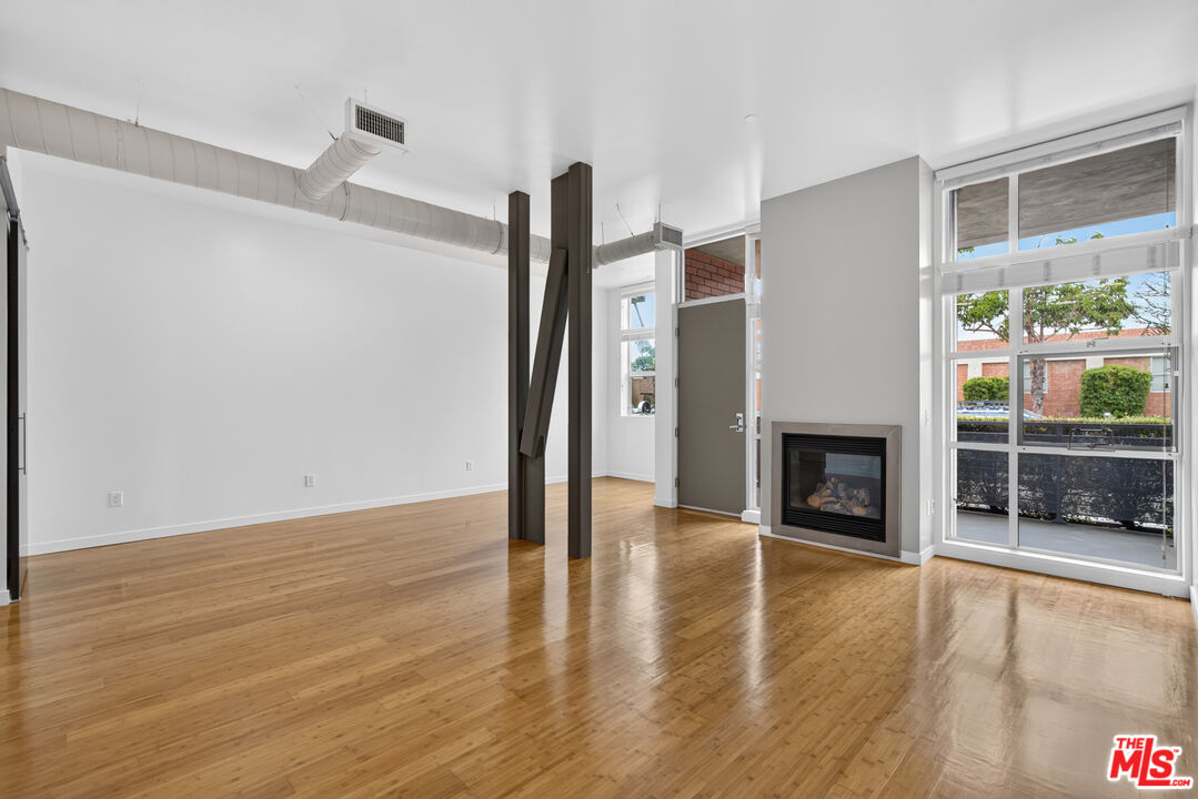Property photo for 1912 Broadway, #103, Santa Monica, CA