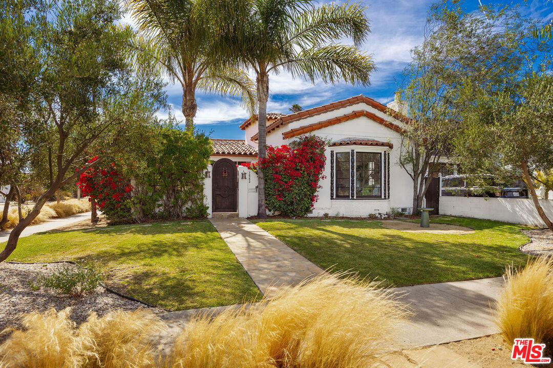 Property photo for 1663 S Genesee Ave, Los Angeles, CA