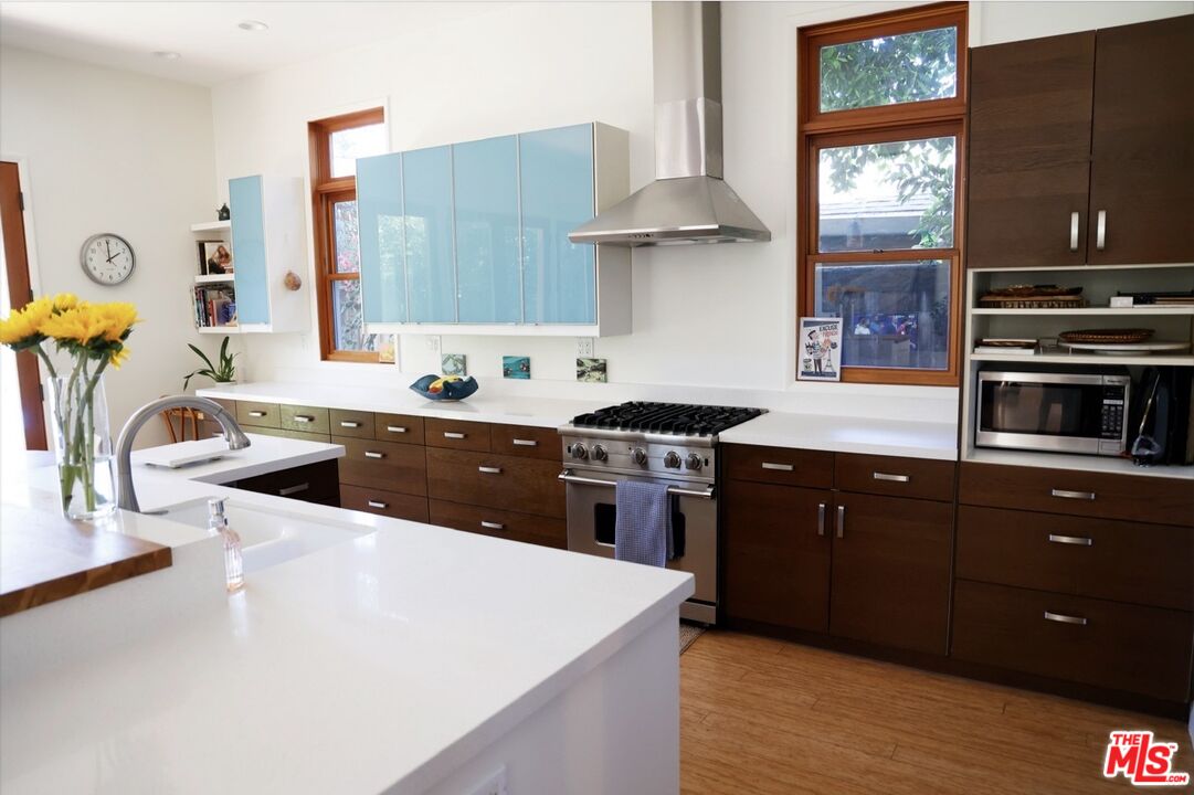 Property photo for 12213 Culver Dr, Los Angeles, CA