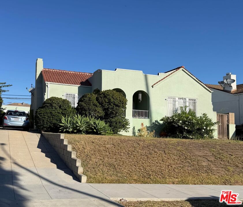 Property photo for 1435 S Spaulding Ave, Los Angeles, CA