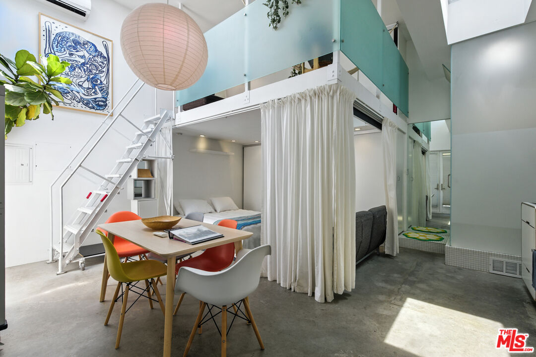 Property photo for 2722 6th St, #Unit B, Santa Monica, CA