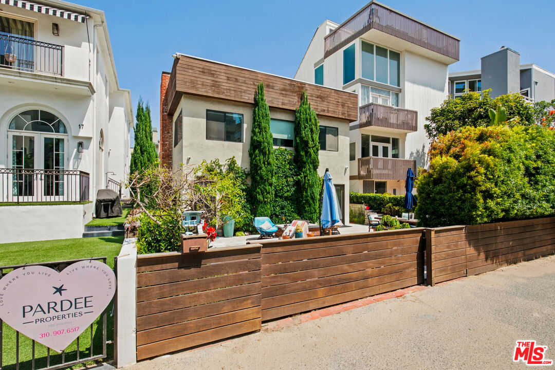 Property photo for 23 Privateer St, Marina Del Rey, CA