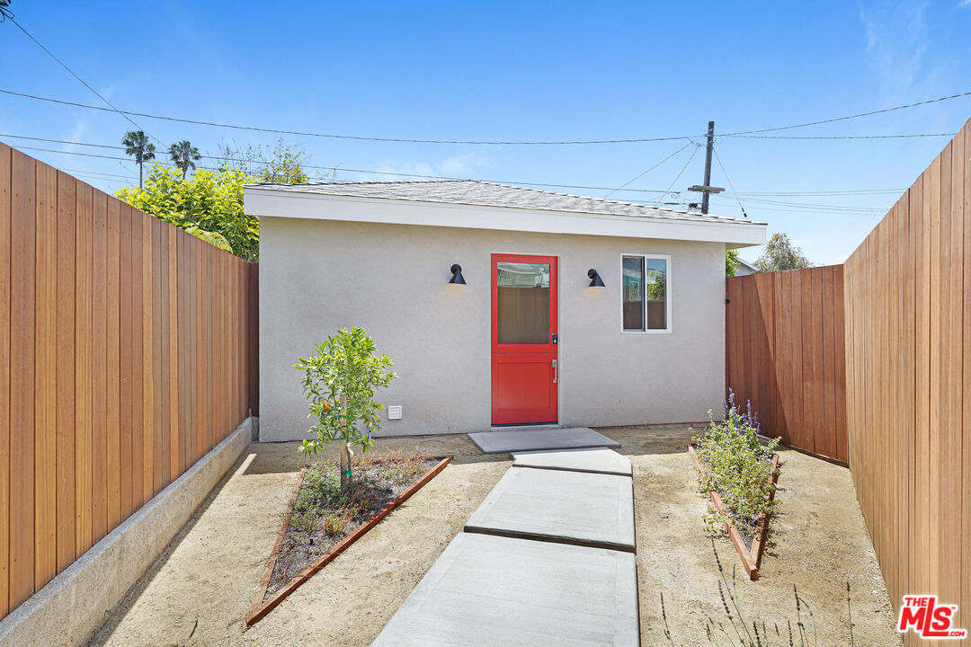 Property photo for 1130 Ashland Ave, #B, Santa Monica, CA