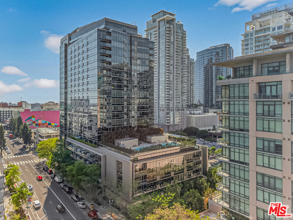 Property photo for 1155 S Grand Ave, #915, Los Angeles, CA