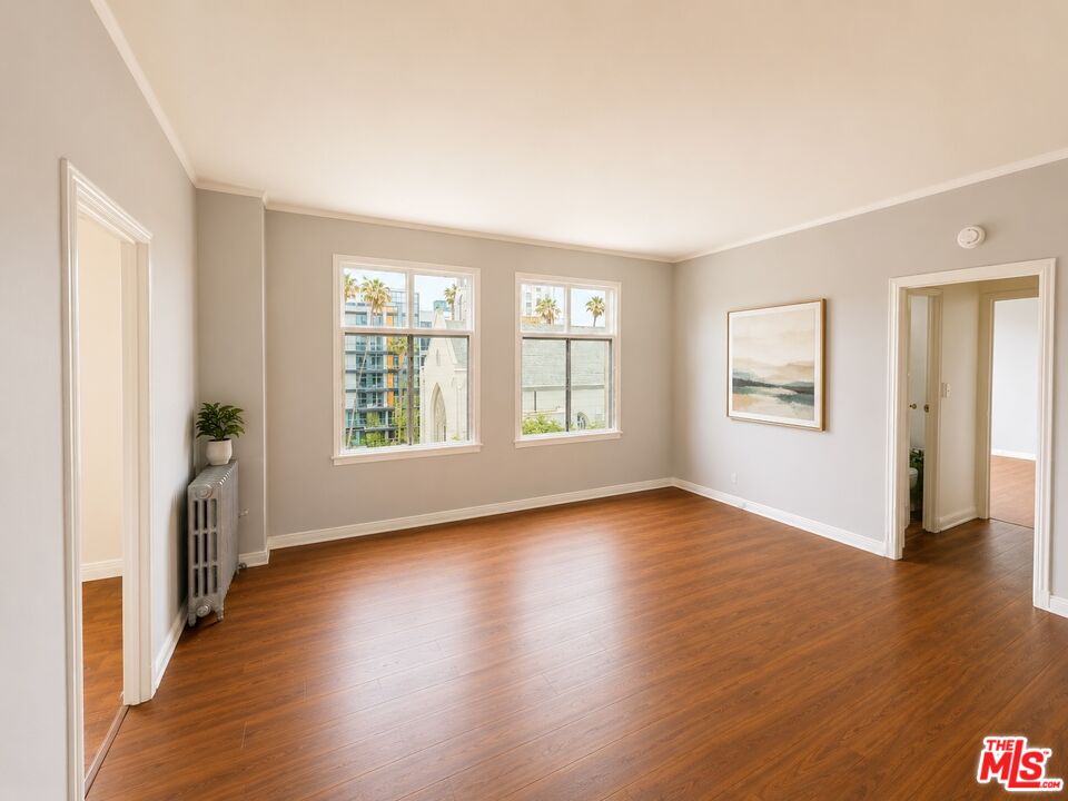 Property photo for 634 S Gramercy Pl, #310, Los Angeles, CA