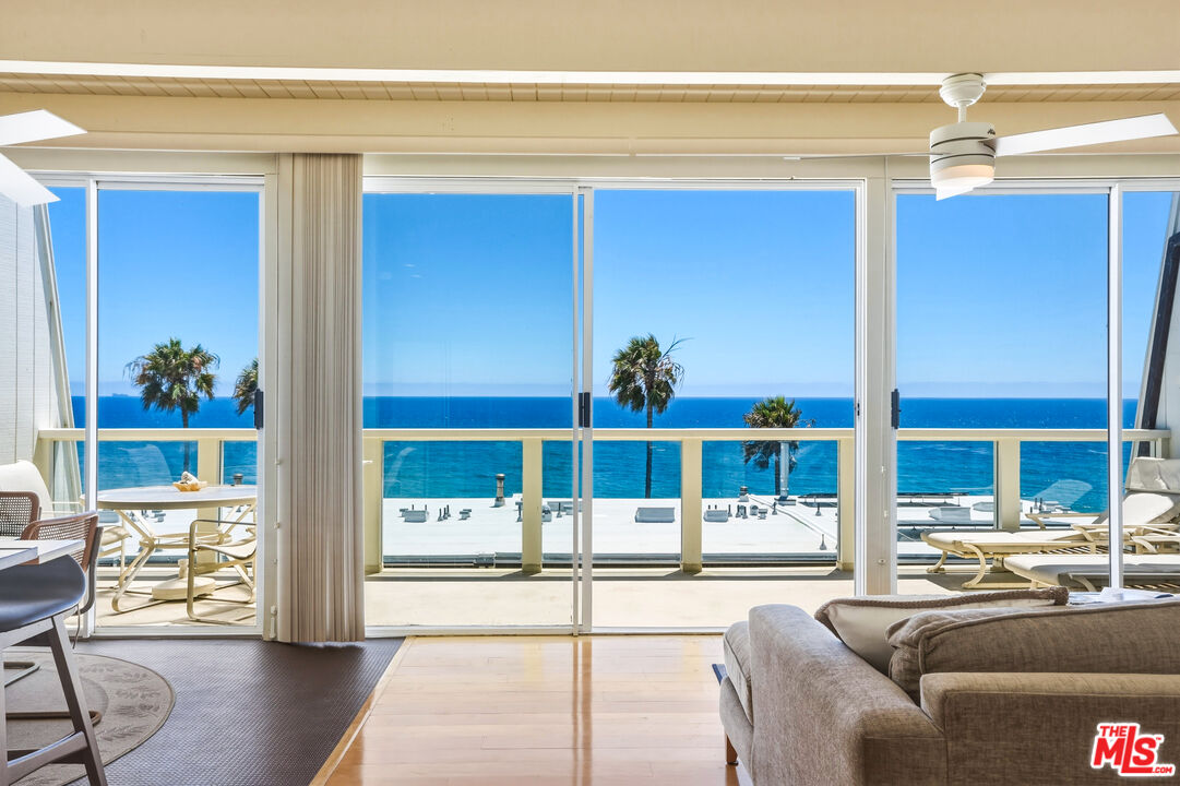 Property photo for 11854 Coral Reef Ln, Malibu, CA