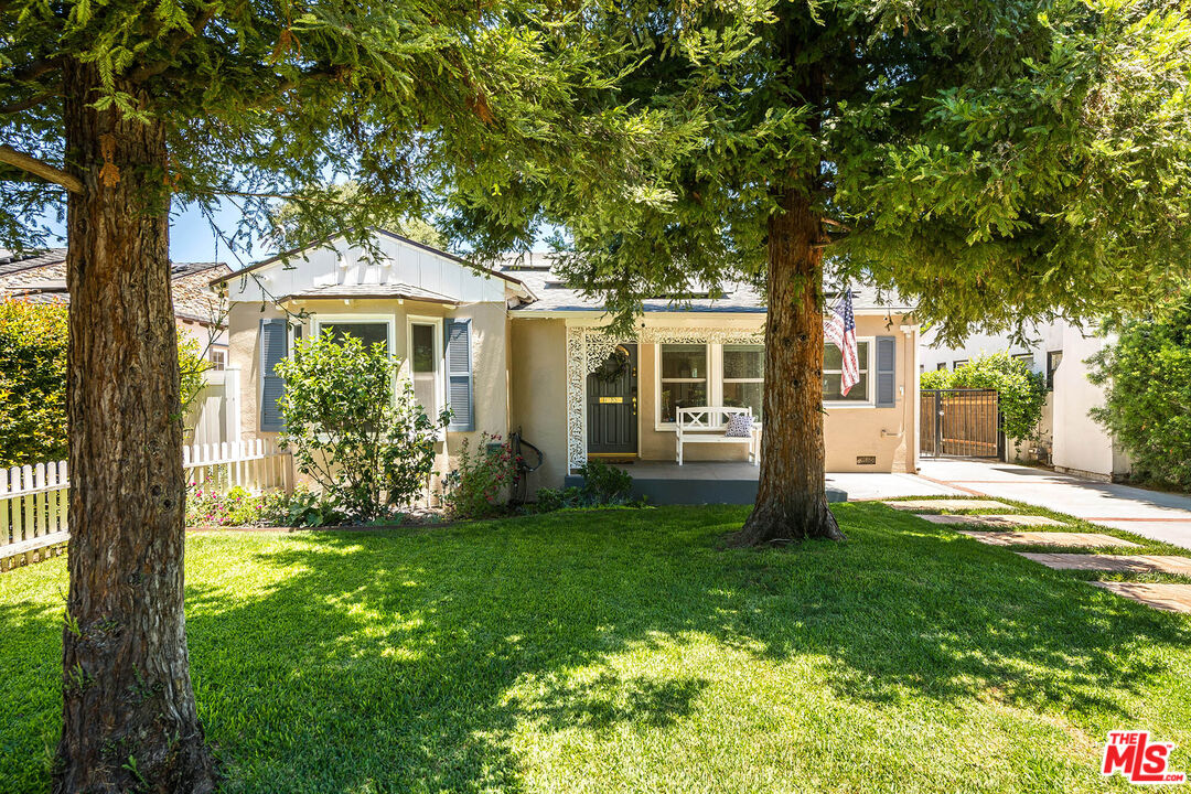 Property photo for 5320 Irvine Ave, Los Angeles, CA