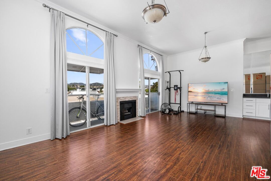 Property photo for 12001 Goshen Ave, #303, Los Angeles, CA