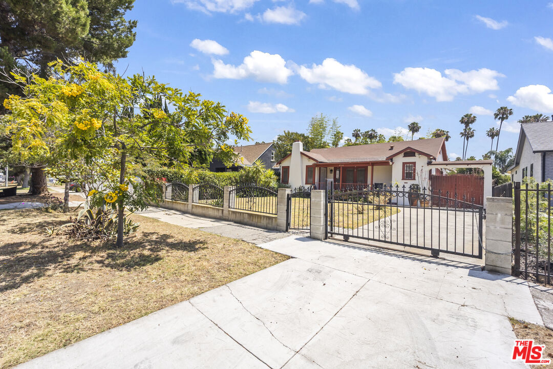 Property photo for 4914 10th Ave, Los Angeles, CA