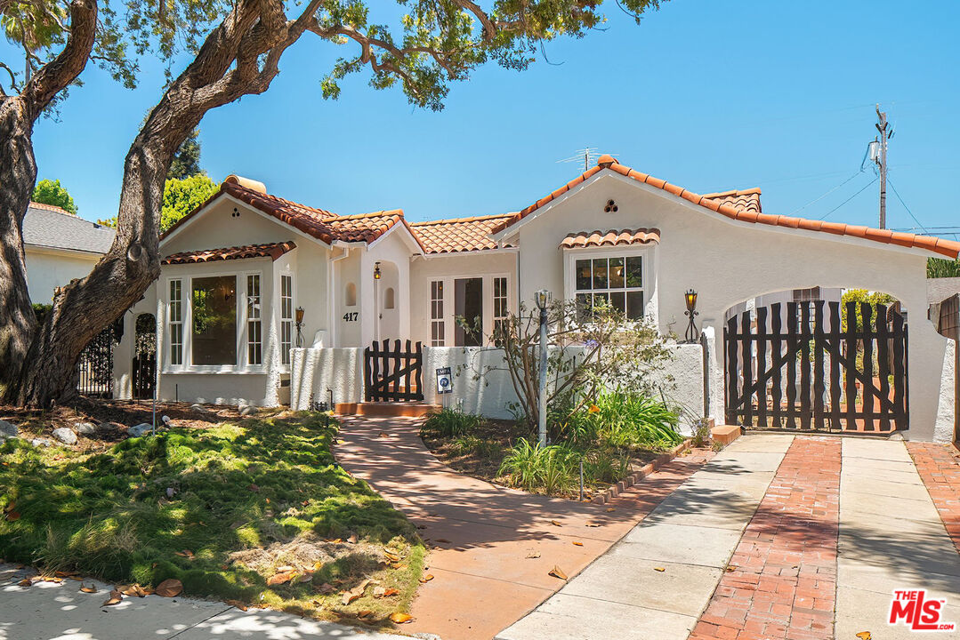 Property photo for 417 11th St, Santa Monica, CA