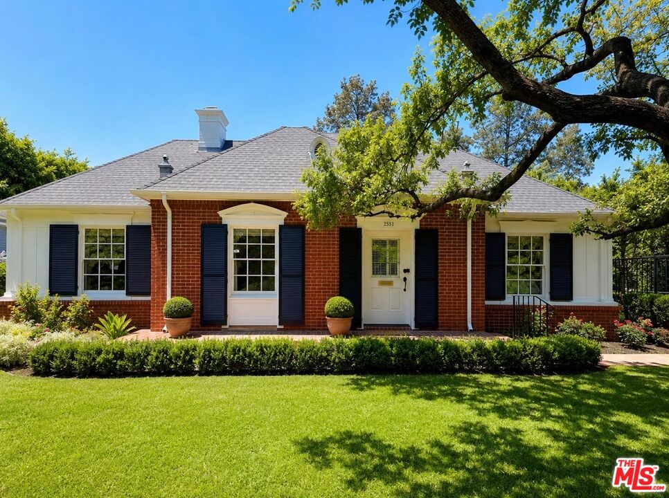 Property photo for 351 Veteran Ave, Los Angeles, CA