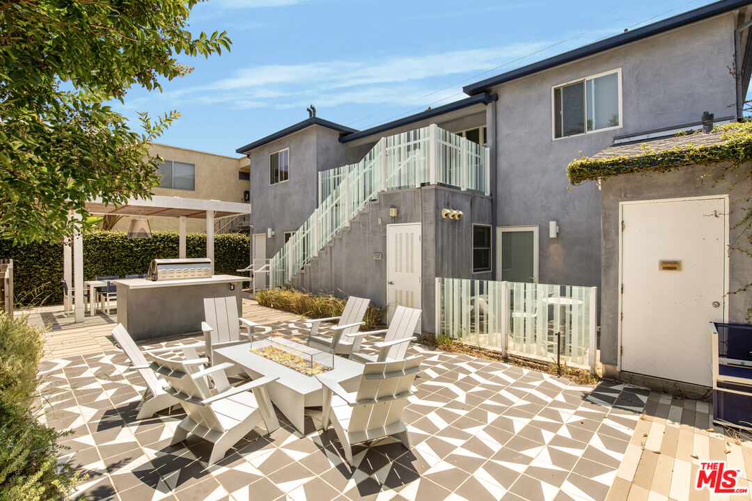 Property photo for 1446 Yale St, Santa Monica, CA