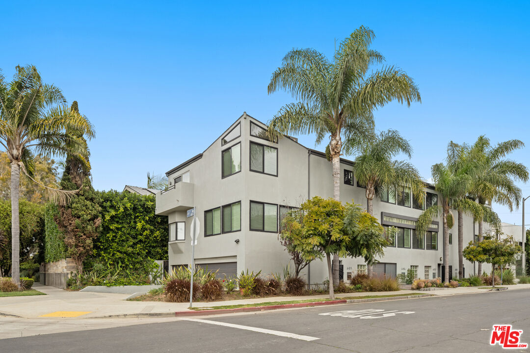 Property photo for 603 Vernon Ave, #2, Venice, CA