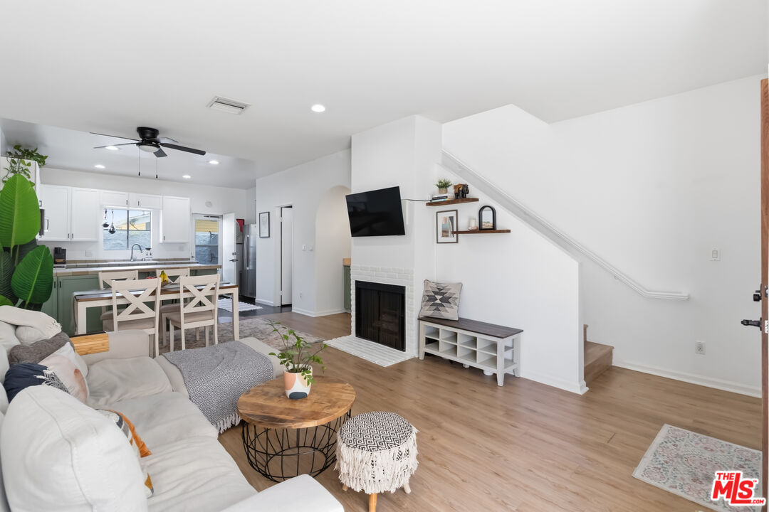 Property photo for 856 W Beach Ave, #16, Inglewood, CA