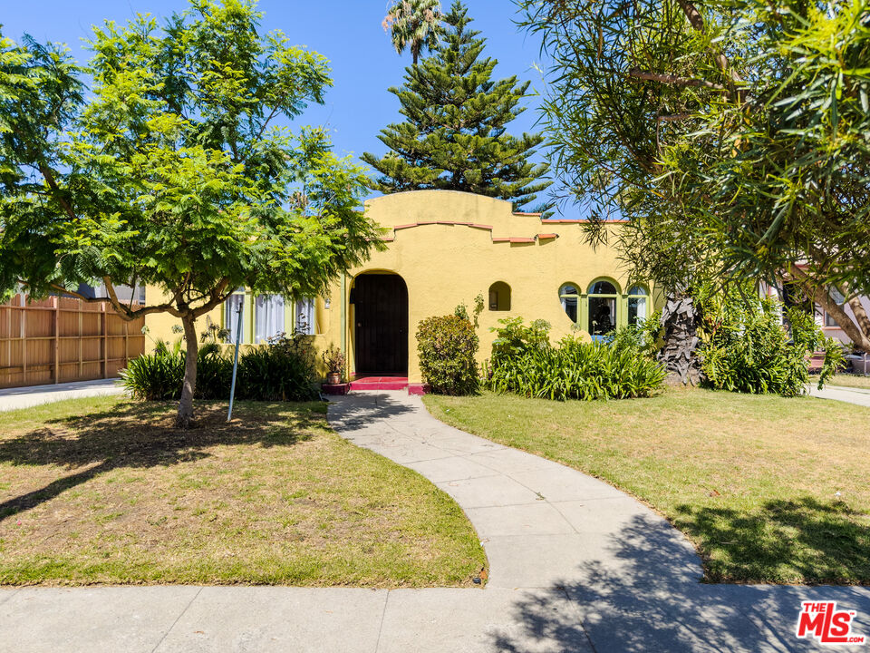 Property photo for 3857 2nd Ave, Los Angeles, CA