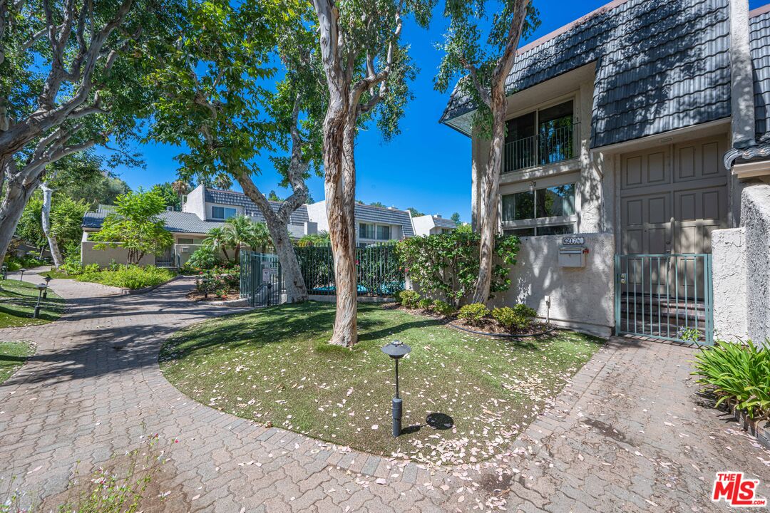 Property photo for 6217 1/2 Randi Ave, Woodland Hills, CA